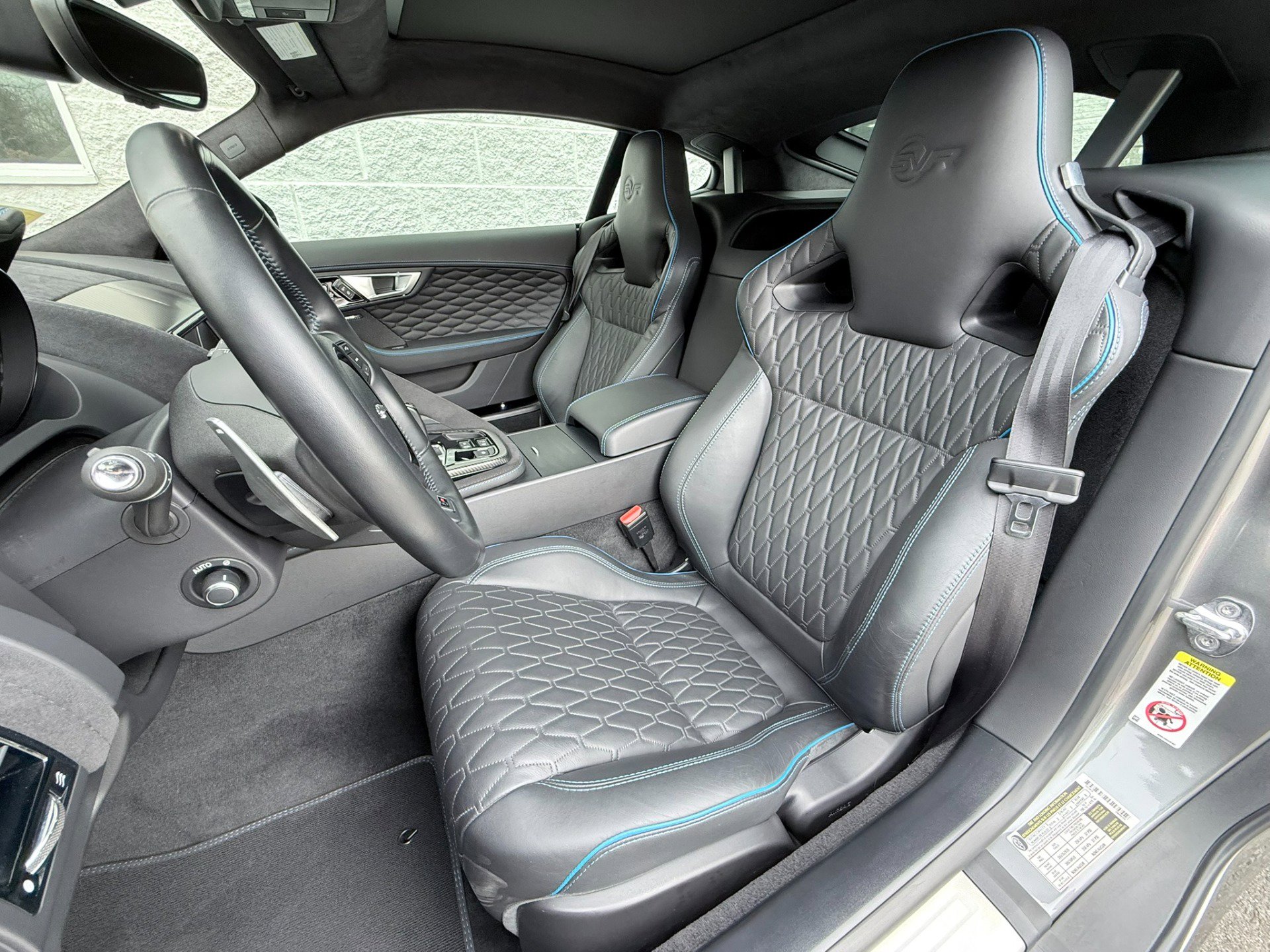 Used 2017 Jaguar F-TYPE SVR image 17