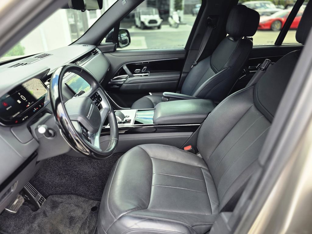 Used 2024 Land Rover Range Rover SE image 20