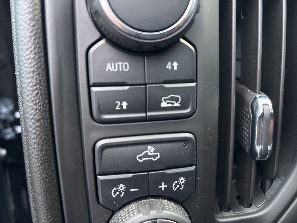 Certified 2023 Chevrolet Silverado 1500 Custom AWD/4WD image 22