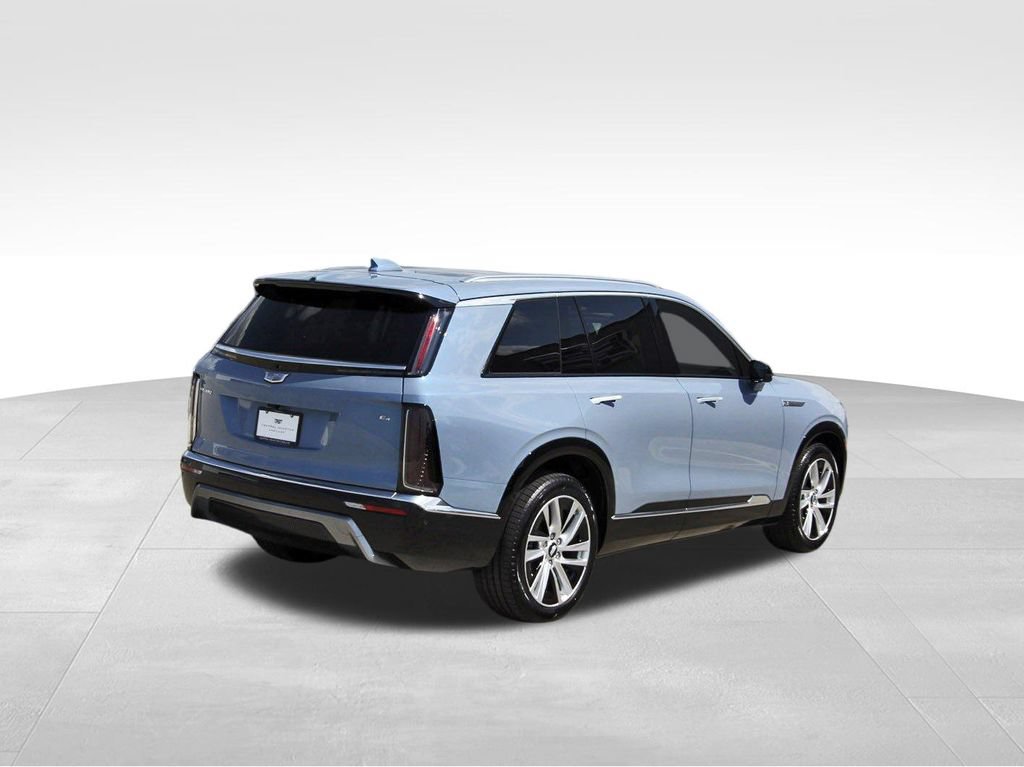 New 2027 Cadillac Vistiq Luxury AWD/4WD image 4