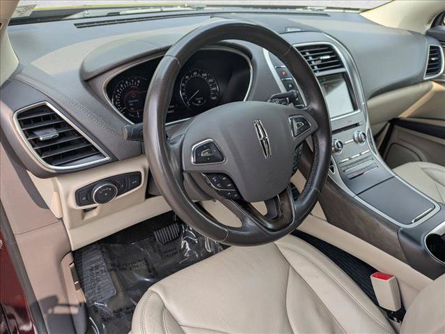 Used 2017 Lincoln MKX Reserve w/ Lincoln MKX Climate Package AWD/4WD image 10