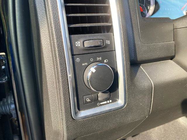 Used 2024 RAM 1500 Classic Warlock AWD/4WD image 16