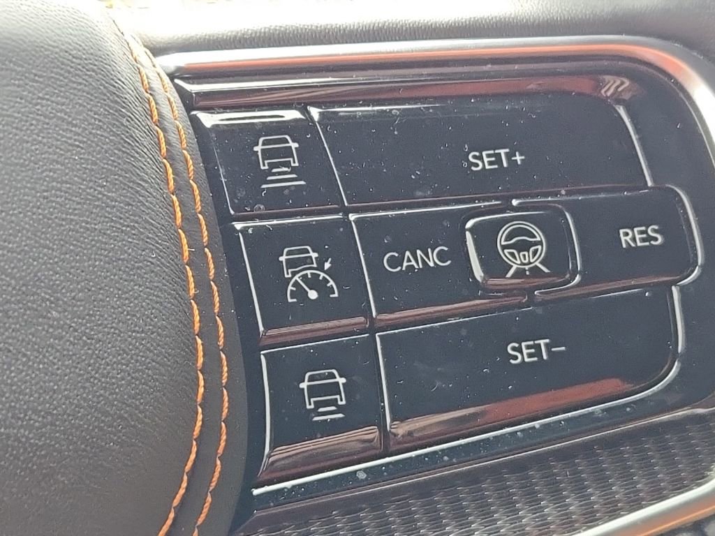 Used 2024 Jeep Grand Wagoneer Series III w/ Quick Order Packagew 28T image 37