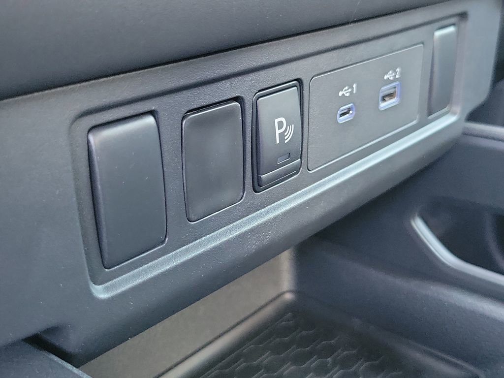 New 2026 Nissan Frontier SV w/ Tow Package image 9