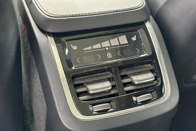 Certified 2023 Volvo XC90 T8 Plus image 13
