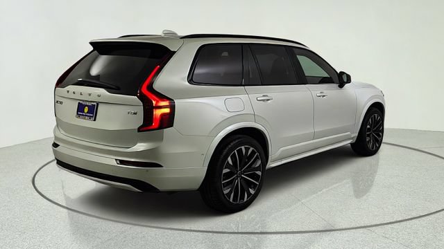 New 2026 Volvo XC90 T8 Ultra w/ Protection Package AWD/4WD image 7
