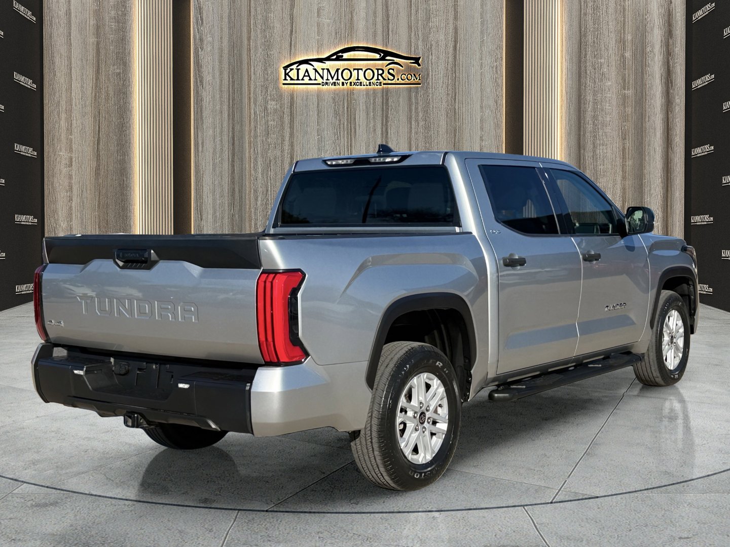 Used 2022 Toyota Tundra SR5 image 7