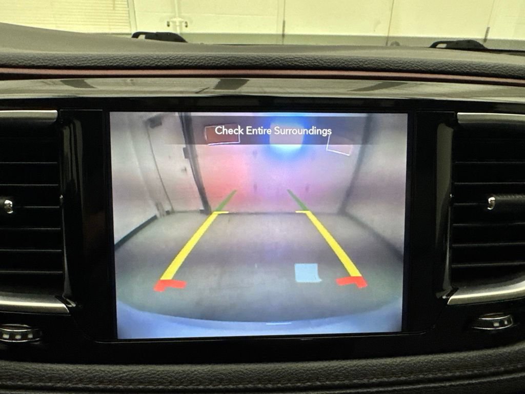 Used 2020 Chrysler Pacifica Limited FWD image 24