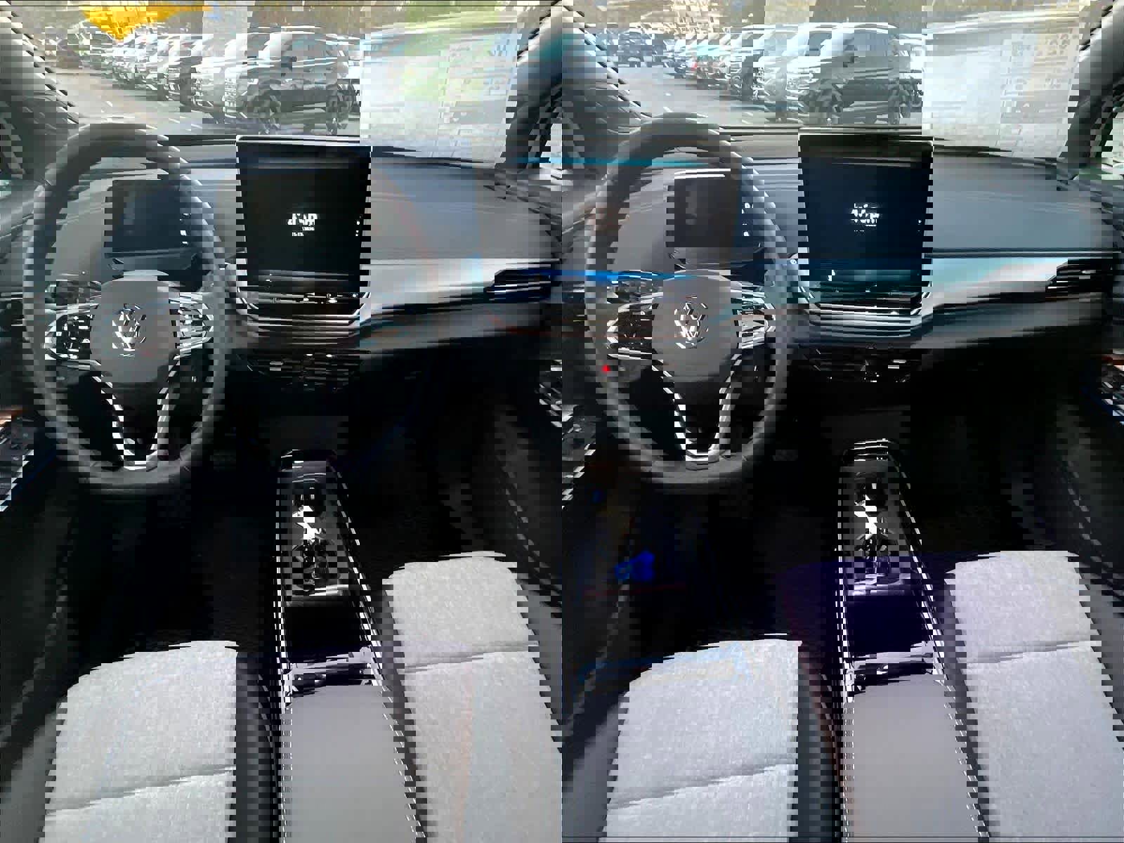 New 2025 Volkswagen ID.4 Pro image 12