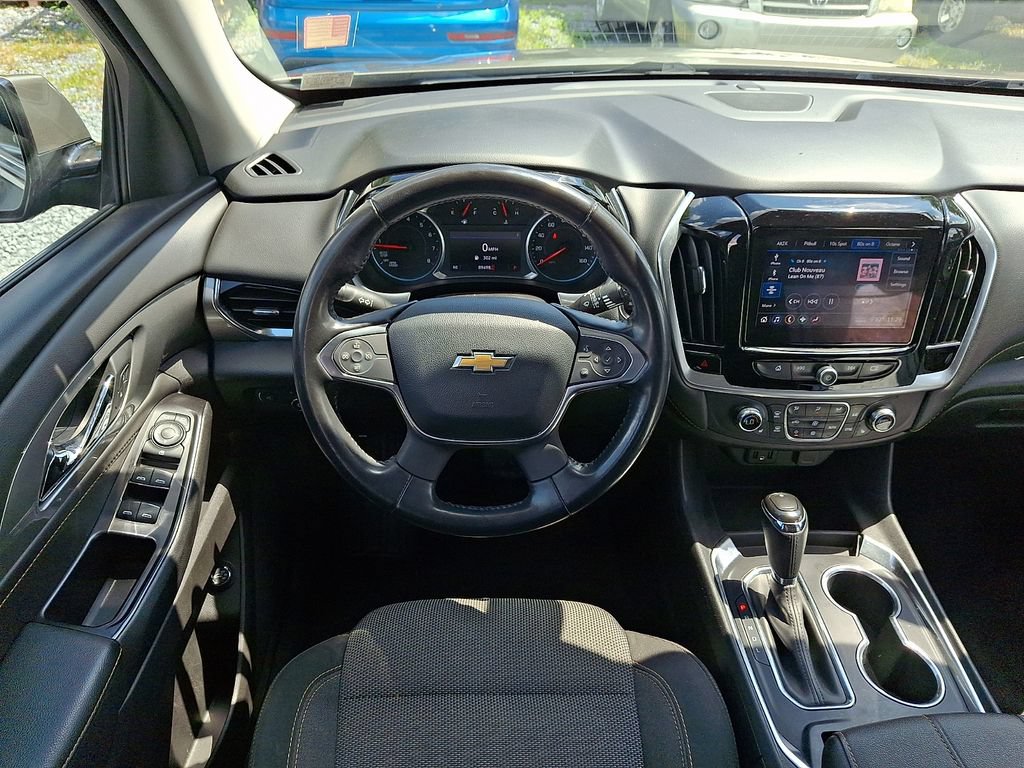 Used 2020 Chevrolet Traverse LT AWD/4WD image 14
