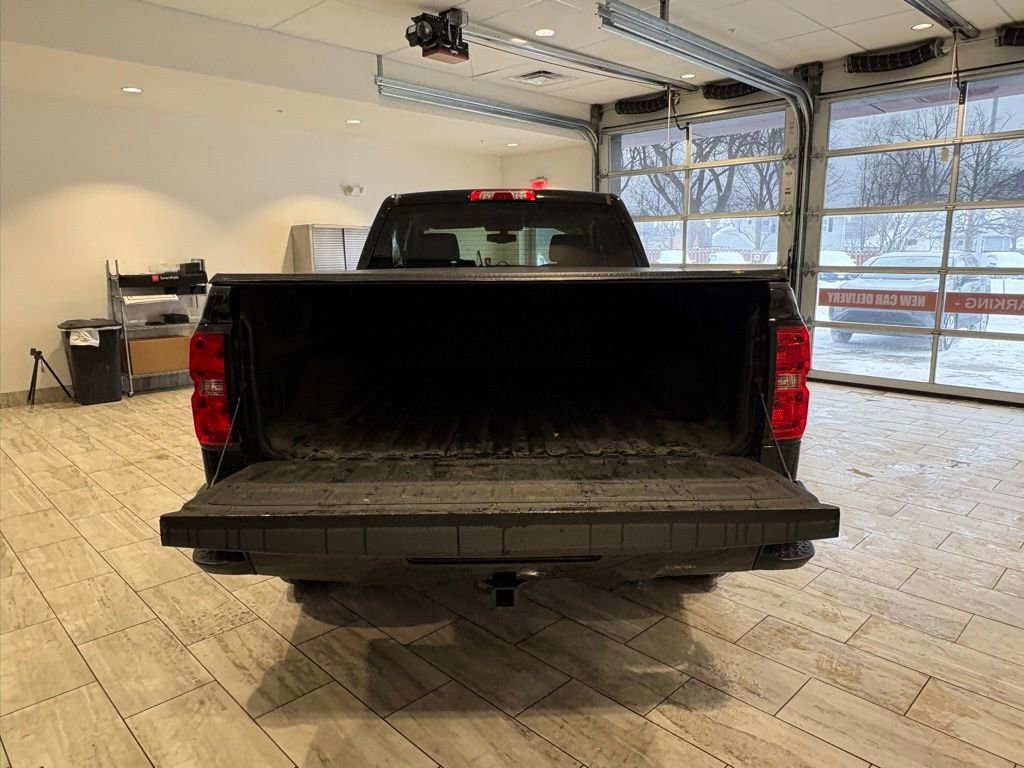 Used 2019 Chevrolet Silverado 1500 LT w/ All Star Edition image 6