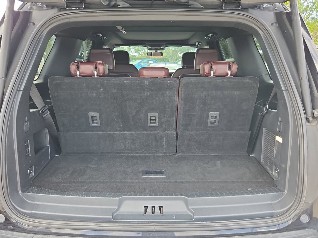 Used 2024 Ford Expedition Limited image 13