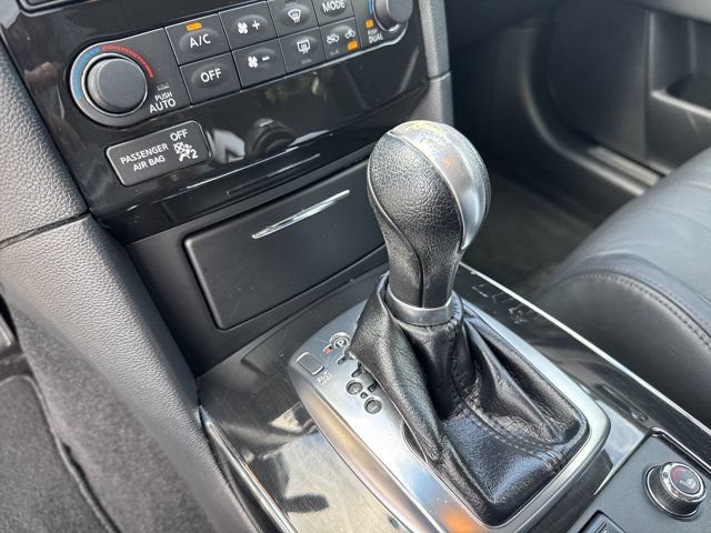 Used 2014 INFINITI QX70 AWD w/ Premium Package image 30