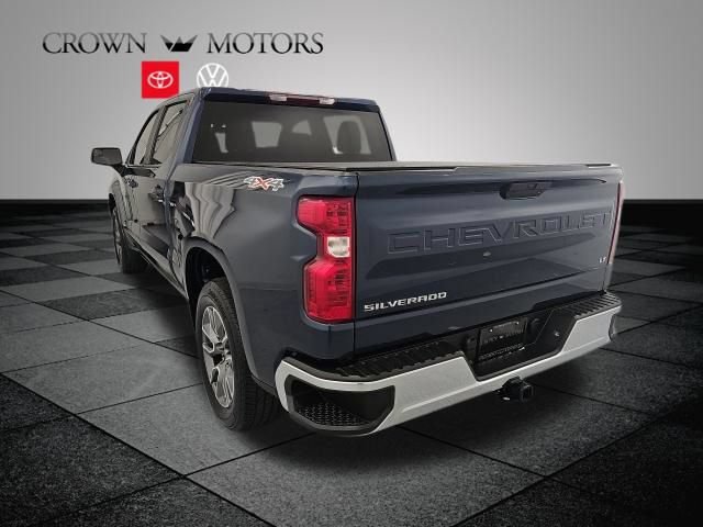 Used 2022 Chevrolet Silverado 1500 LT AWD/4WD image 4