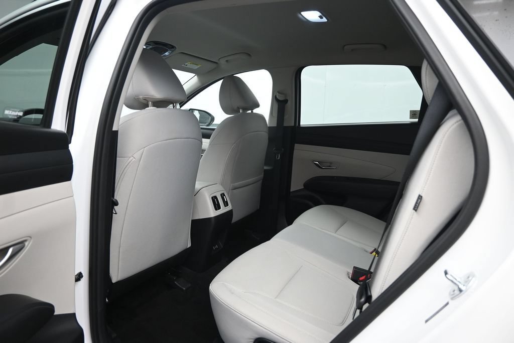 Used 2026 Hyundai Tucson SEL FWD image 25