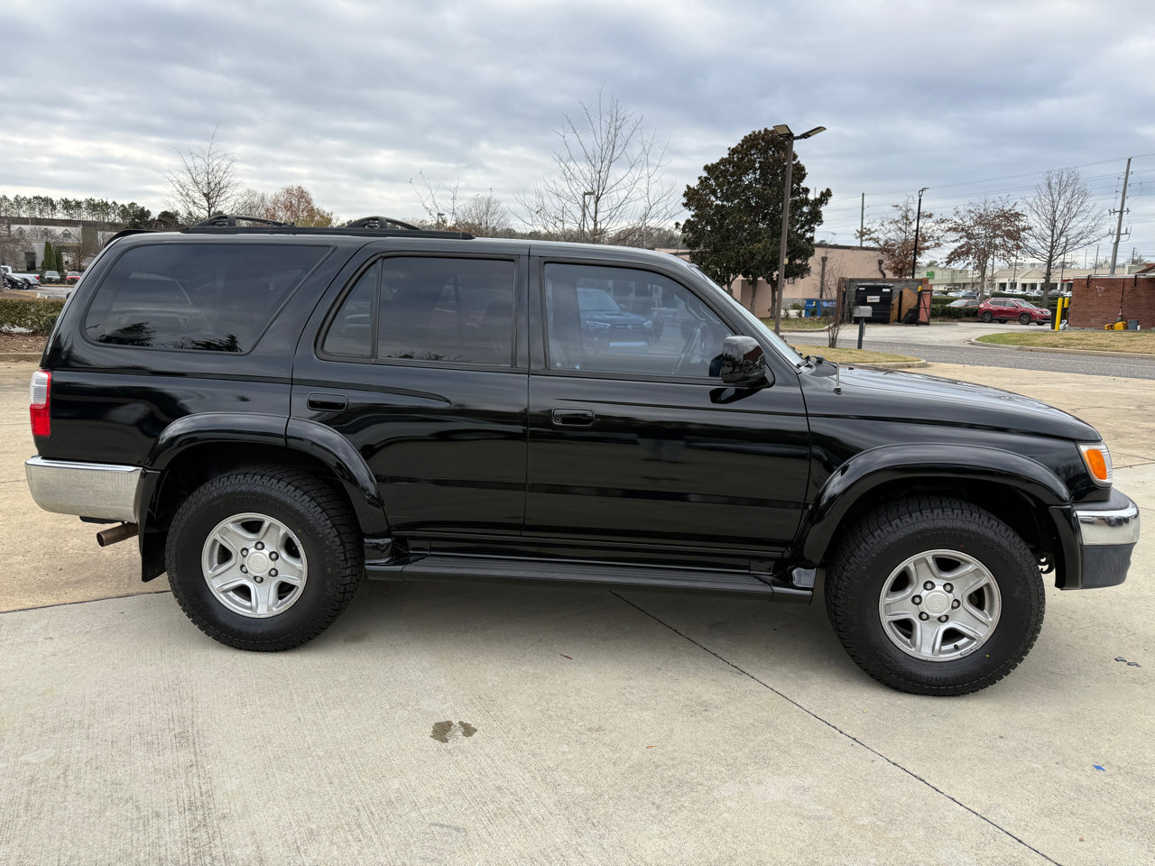 Used 2001 Toyota 4Runner SR5 image 5
