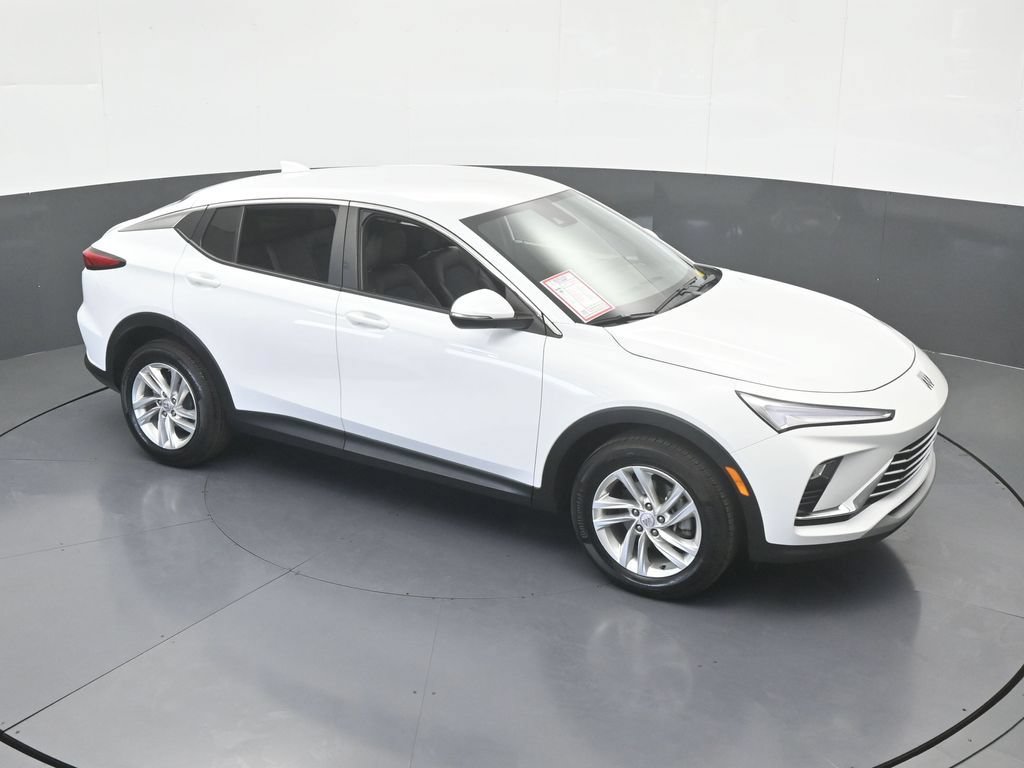 Used 2025 Buick Envista Preferred FWD image 46