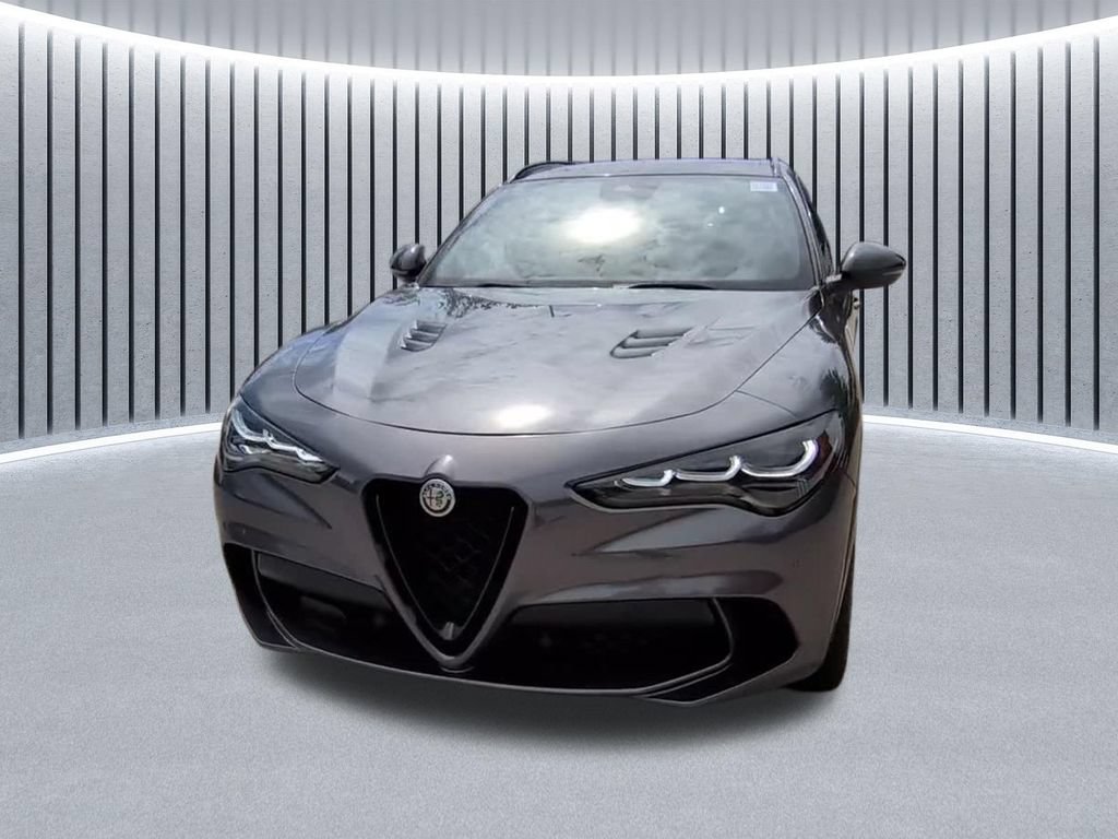 Used 2024 Alfa Romeo Stelvio Quadrifoglio AWD/4WD image 21