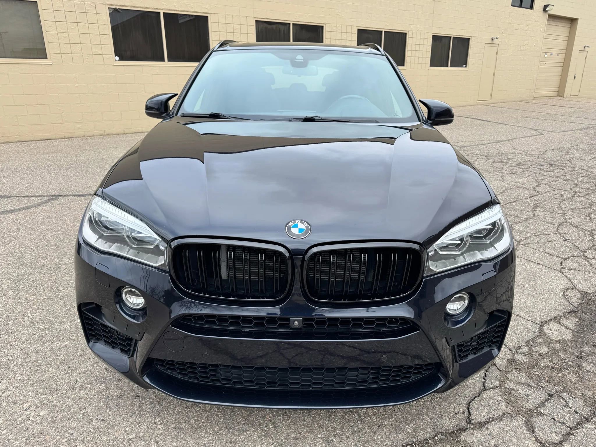 Used 2018 BMW X5 M image 2