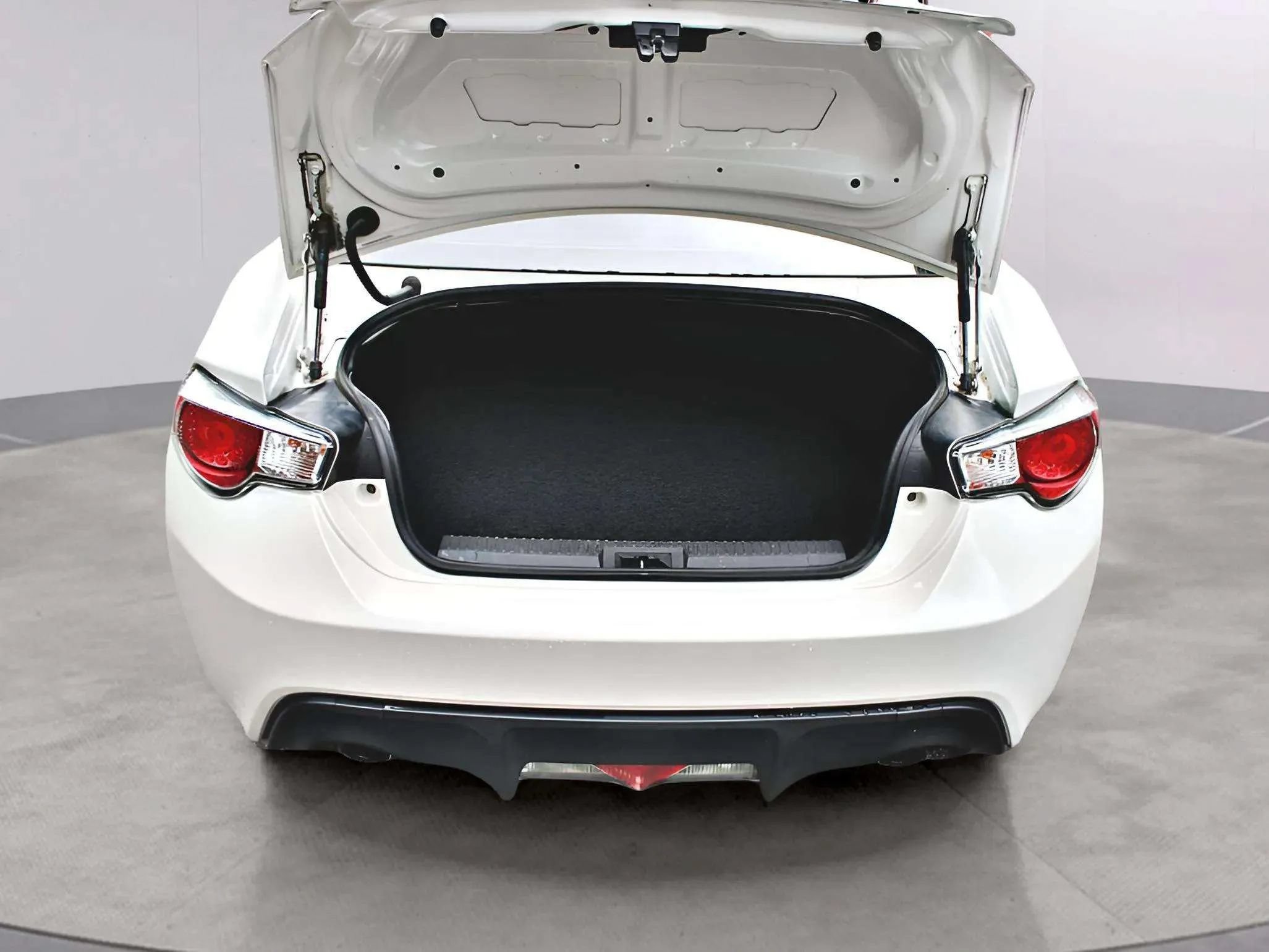 Used 2013 Scion FR-S RWD image 4