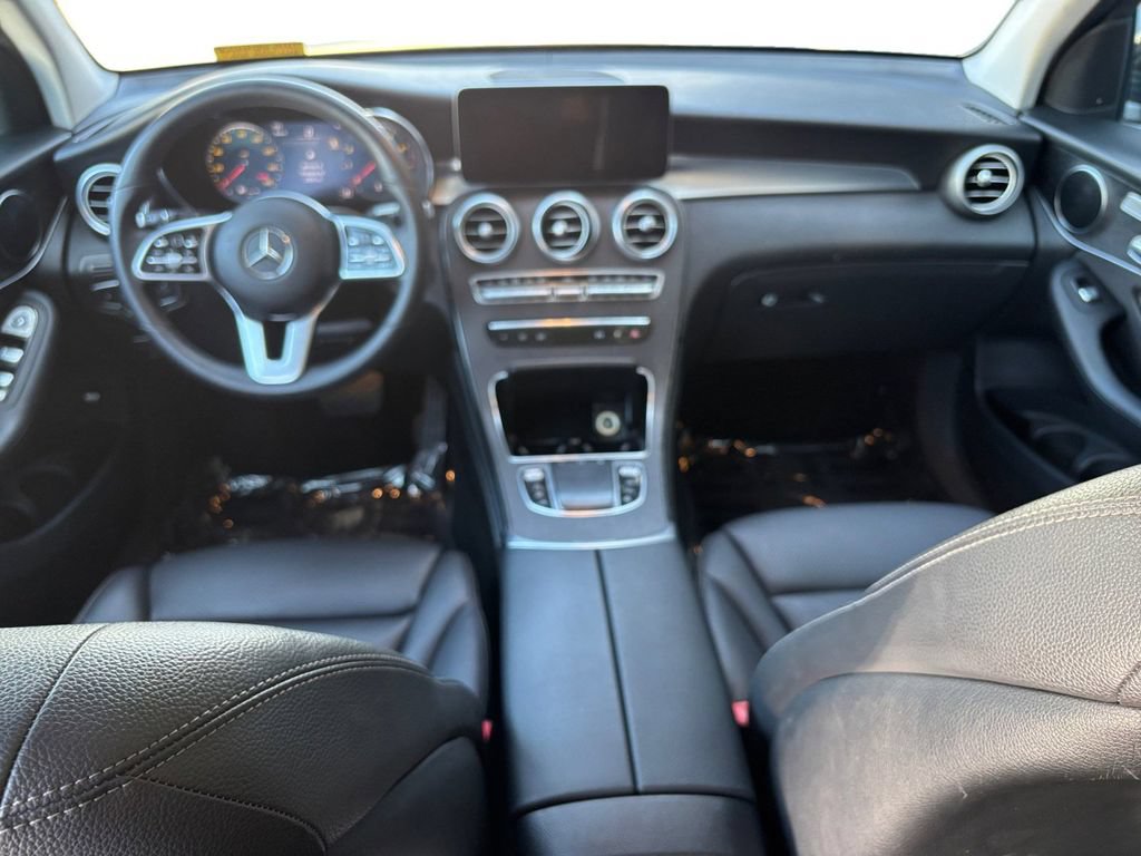 Used 2021 Mercedes-Benz GLC 300 w/ Premium Package image 11