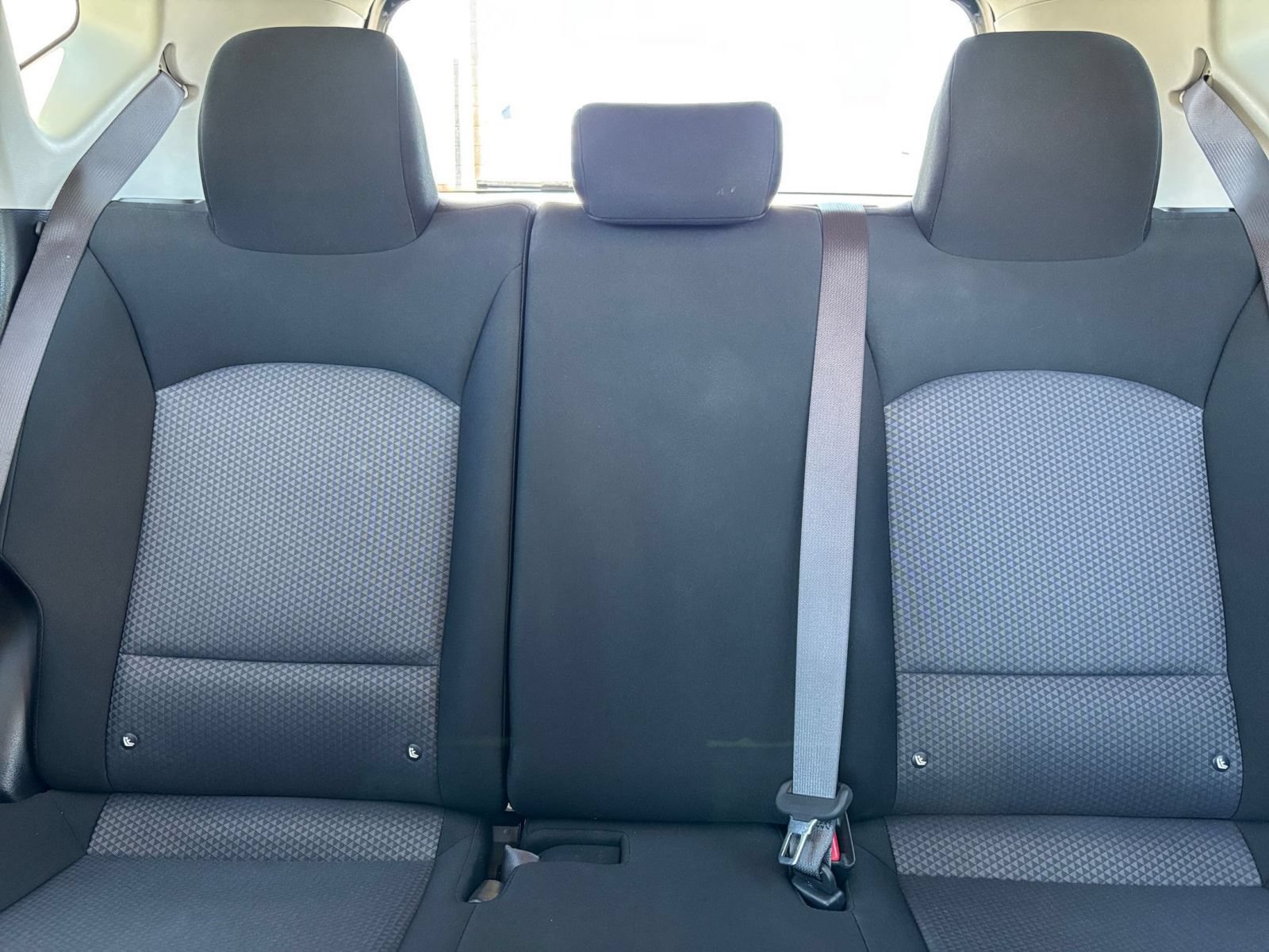Used 2025 Kia Soul LX w/ LX Technology Package FWD image 35