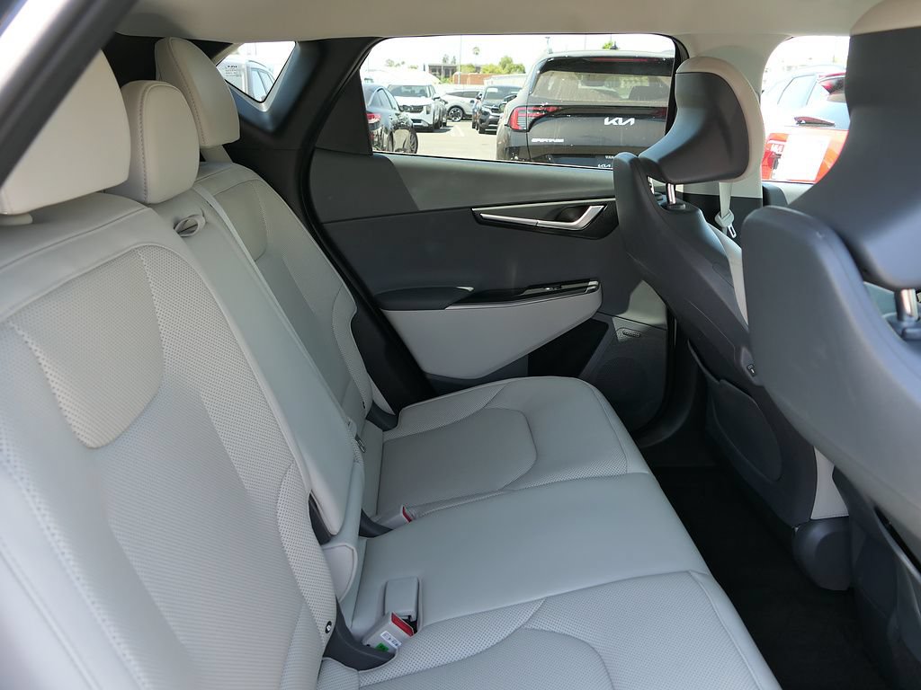 Used 2024 Kia EV6 Wind AWD/4WD image 21