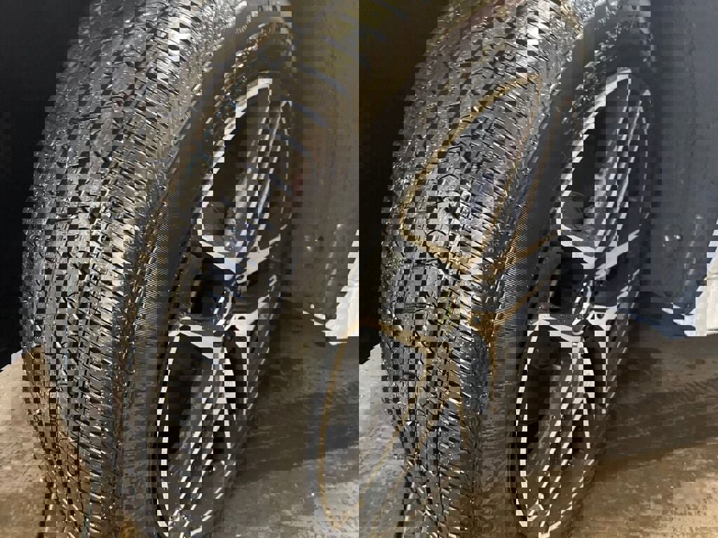 New 2026 Mercedes-Benz GLE 53 AMG 4MATIC Coupe image 23