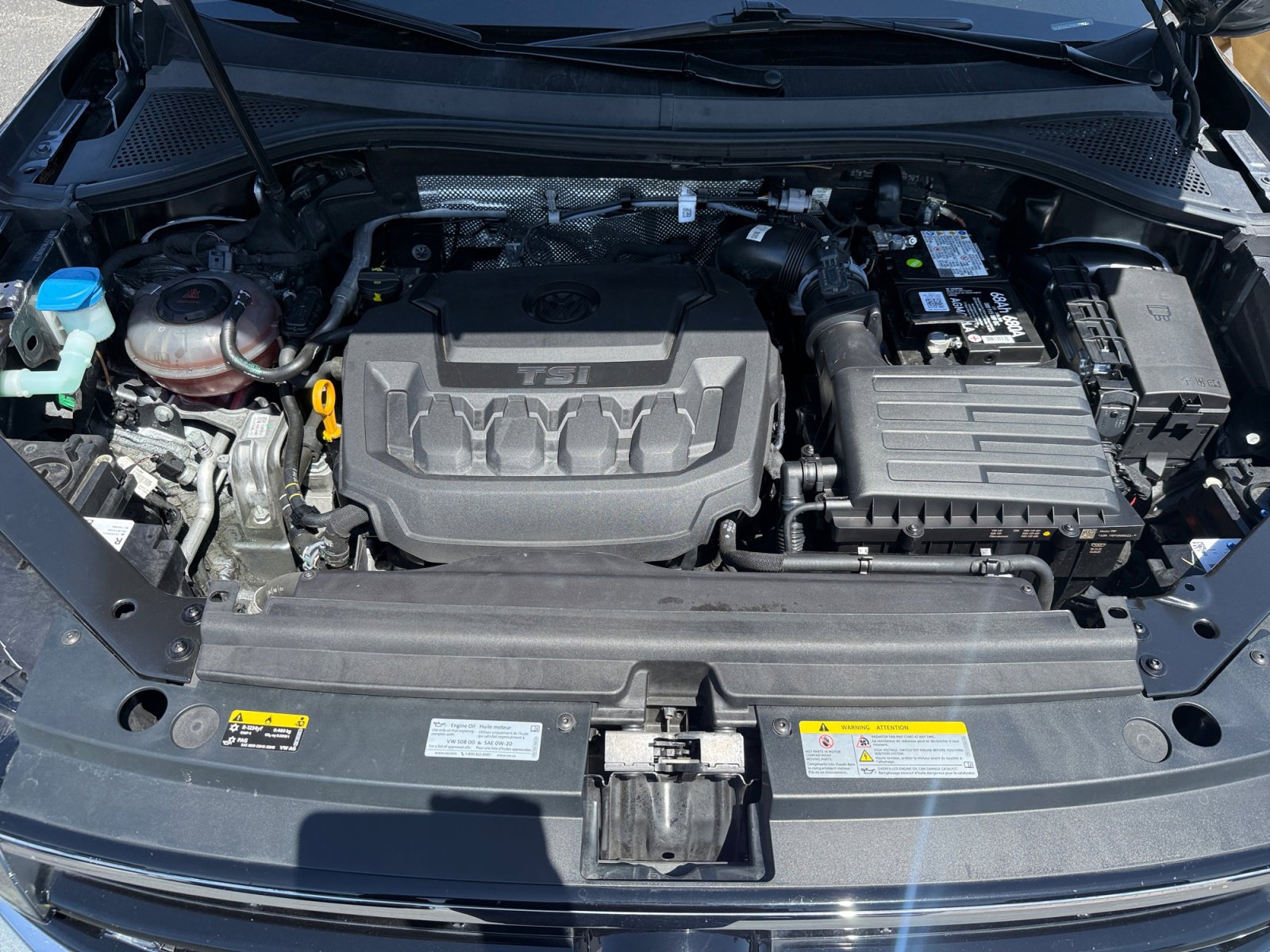 Used 2023 Volkswagen Tiguan SE R-Line FWD image 20