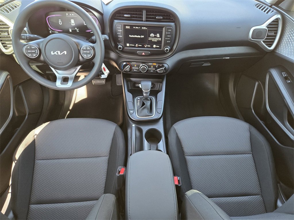 New 2025 Kia Soul LX w/ LX Technology Package image 20