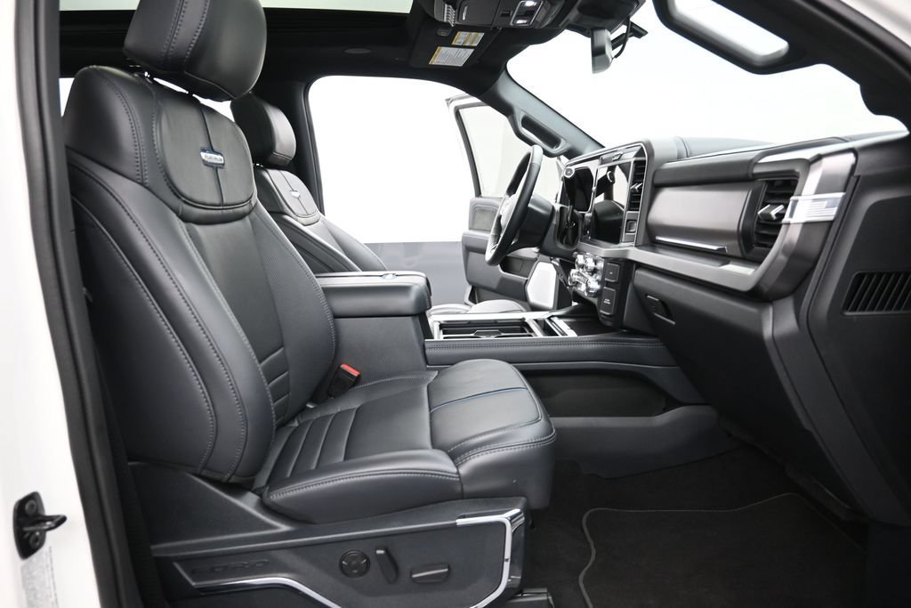 Used 2026 Ford F250 Platinum AWD/4WD image 16