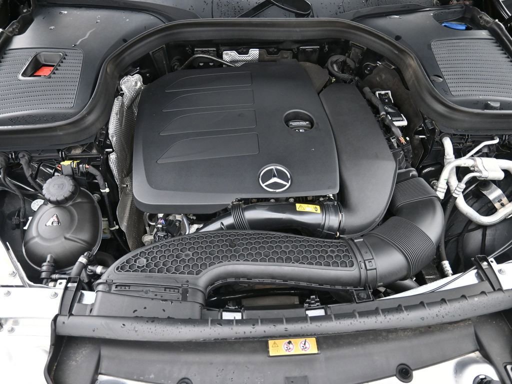 Used 2022 Mercedes-Benz GLC 300 image 25