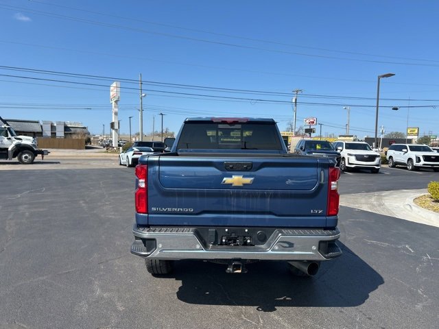 Used 2024 Chevrolet Silverado 2500 LTZ w/ LTZ Premium Package image 7