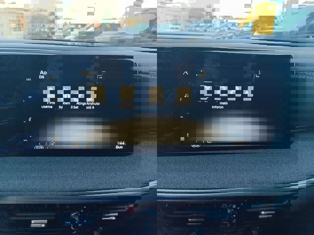 New 2026 Nissan Kicks SV w/ SV Premium Package image 19