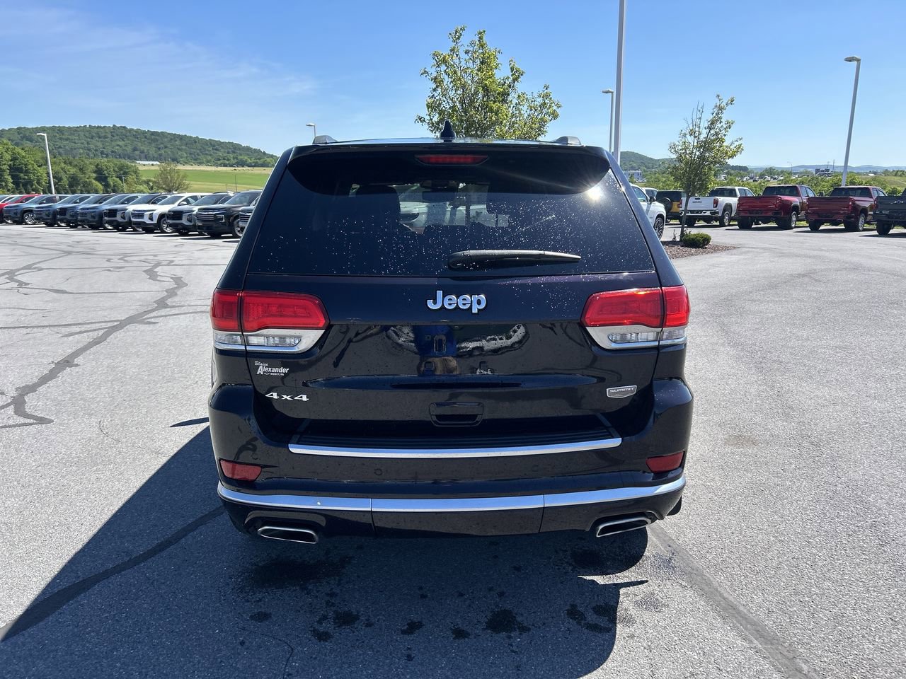 Used 2018 Jeep Grand Cherokee Summit AWD/4WD image 6