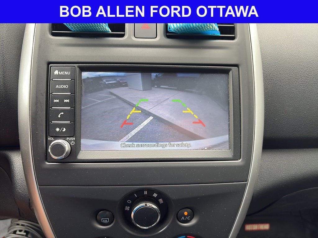 Used 2019 Nissan Versa SV FWD image 14