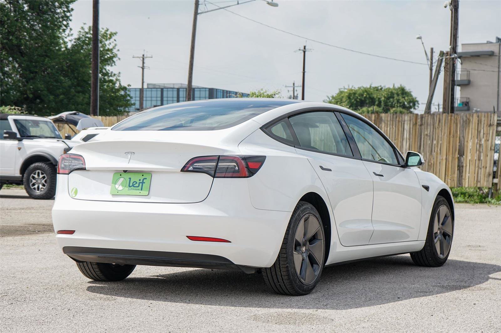 Used 2023 Tesla Model 3 Standard Range RWD image 5