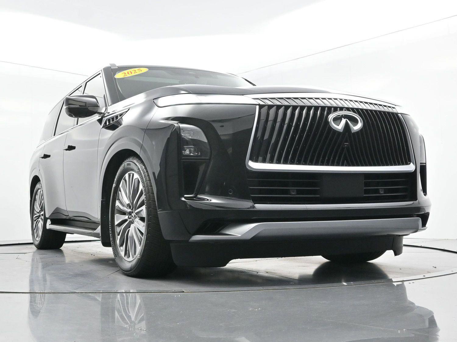 Used 2025 INFINITI QX80 Luxe w/ Exterior Package AWD/4WD image 45