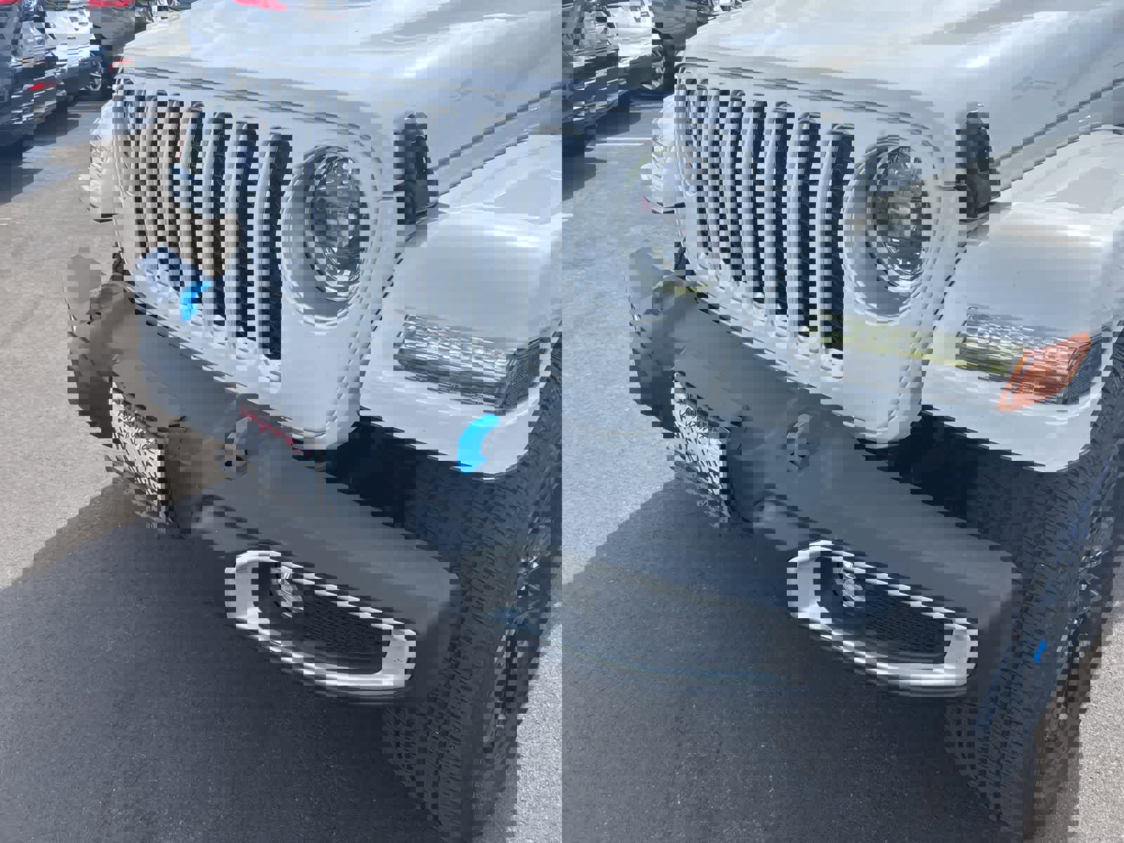 Used 2023 Jeep Wrangler Sahara image 12