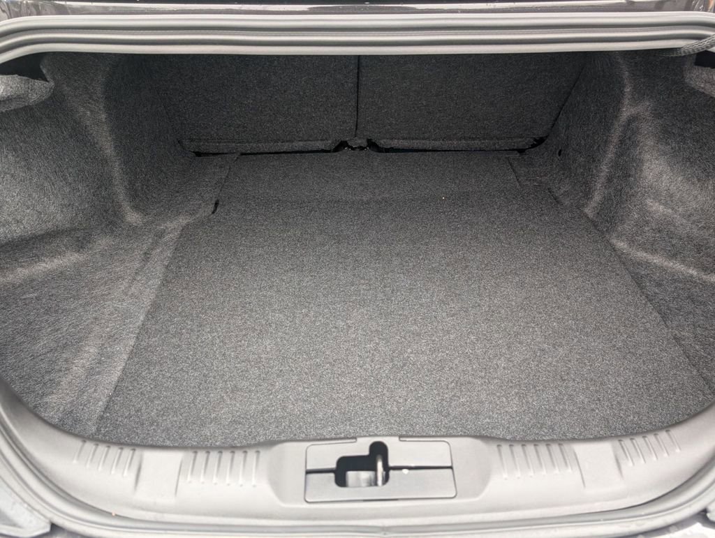 Used 2022 Ford Mustang GT Premium image 17