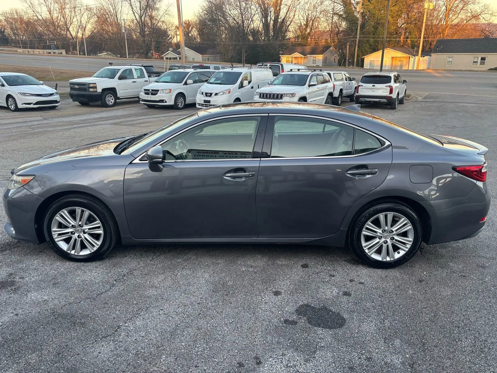 Used 2015 Lexus ES 350 w/ Premium Package image 6