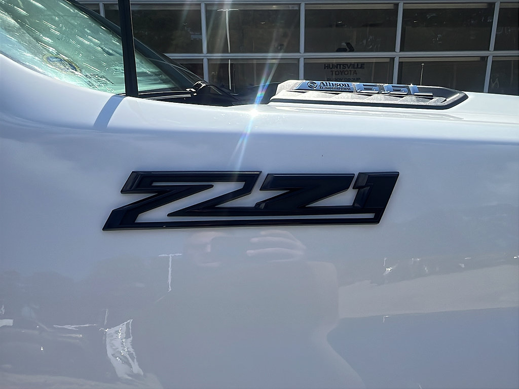 Used 2024 Chevrolet Silverado 3500 LT w/ Z71 Sport Edition AWD/4WD image 12