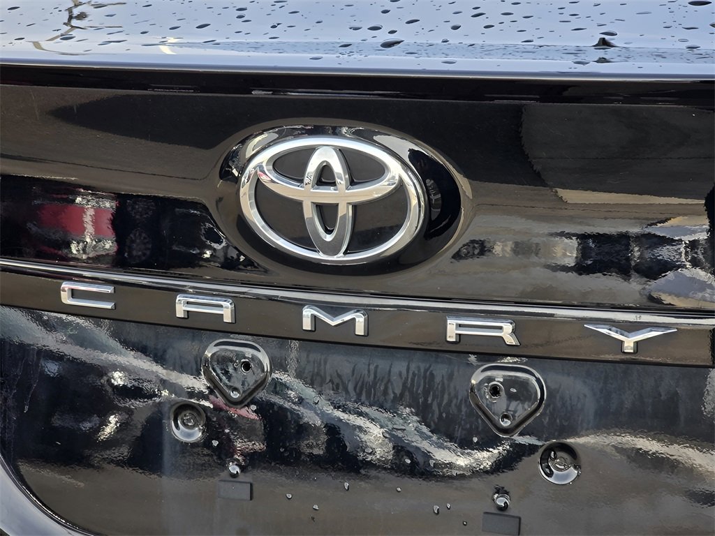 Used 2024 Toyota Camry SE w/ Cold Weather Package image 13