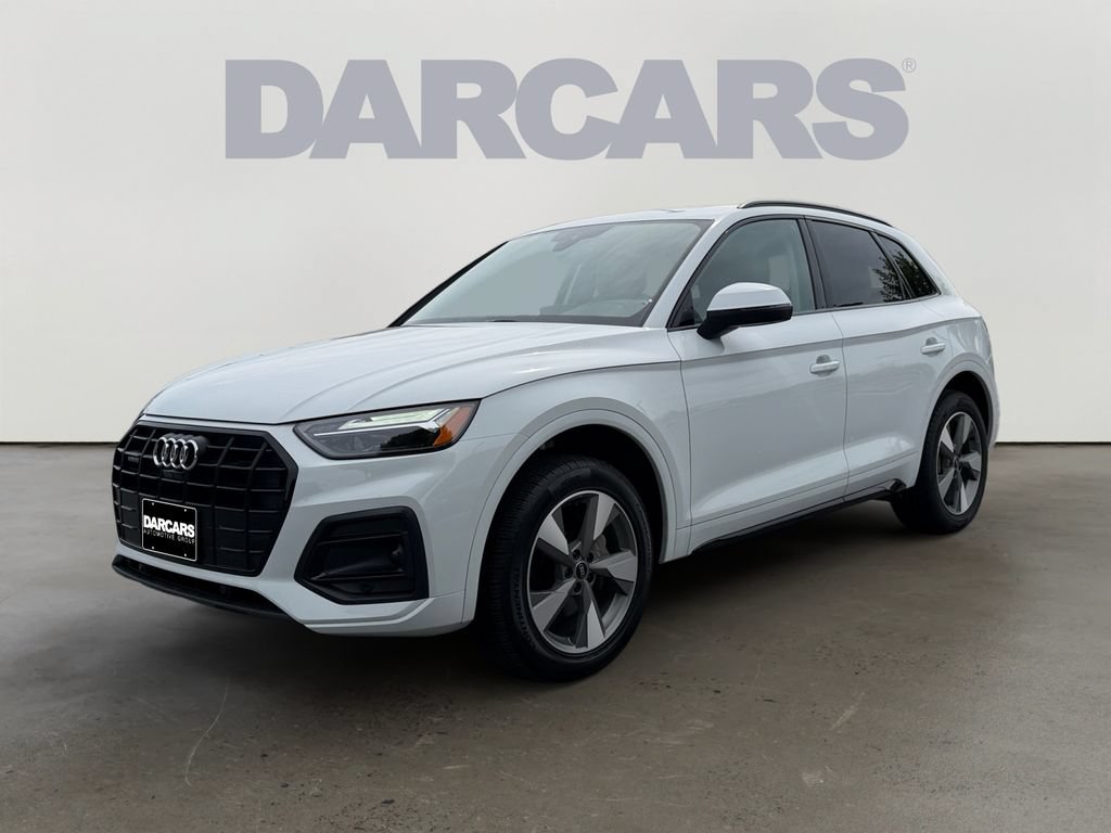 Used 2024 Audi Q5 2.0T Premium Plus w/ Premium Plus Package AWD/4WD image 2