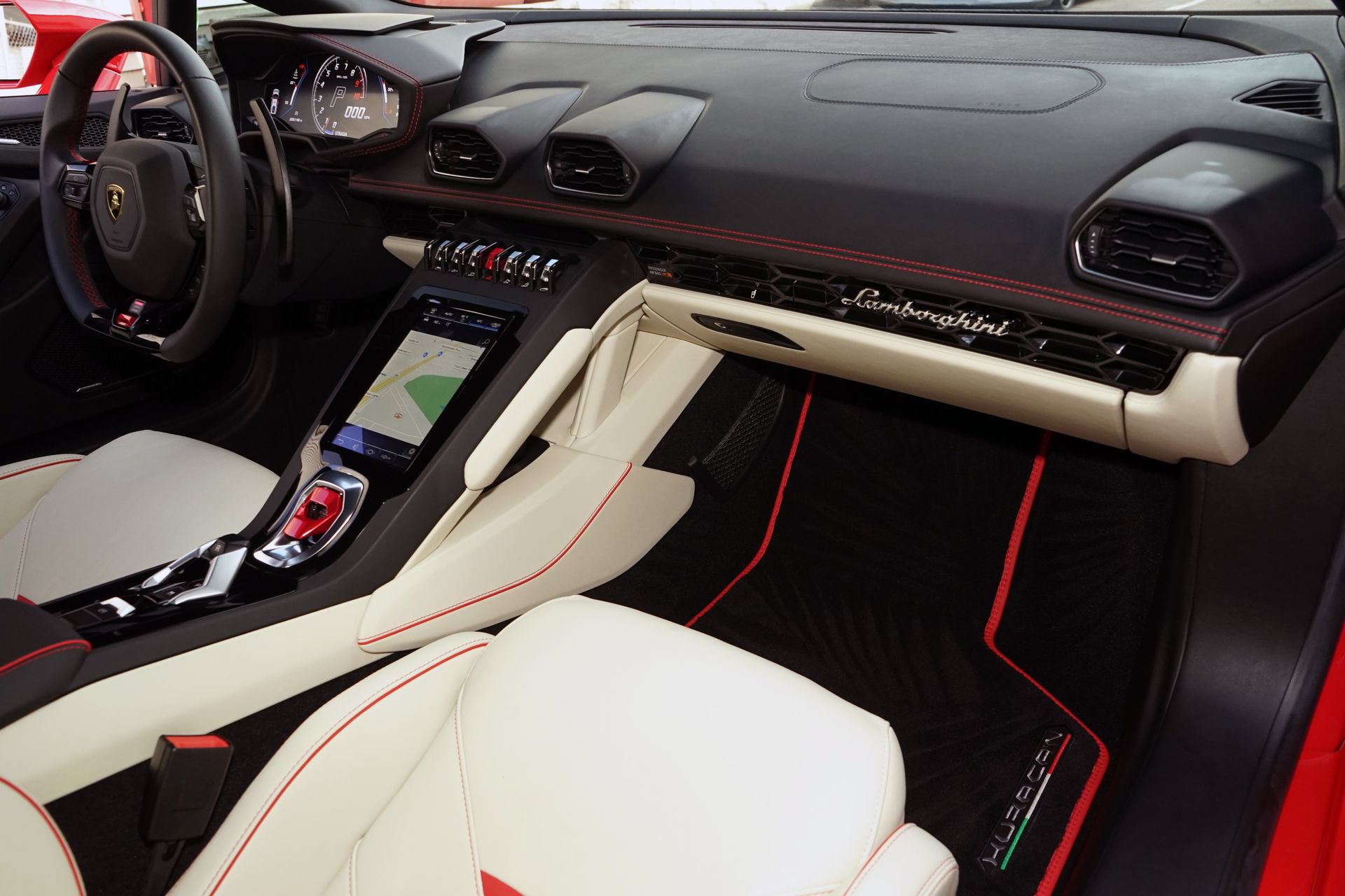 Used 2020 Lamborghini Huracan EVO AWD/4WD image 5