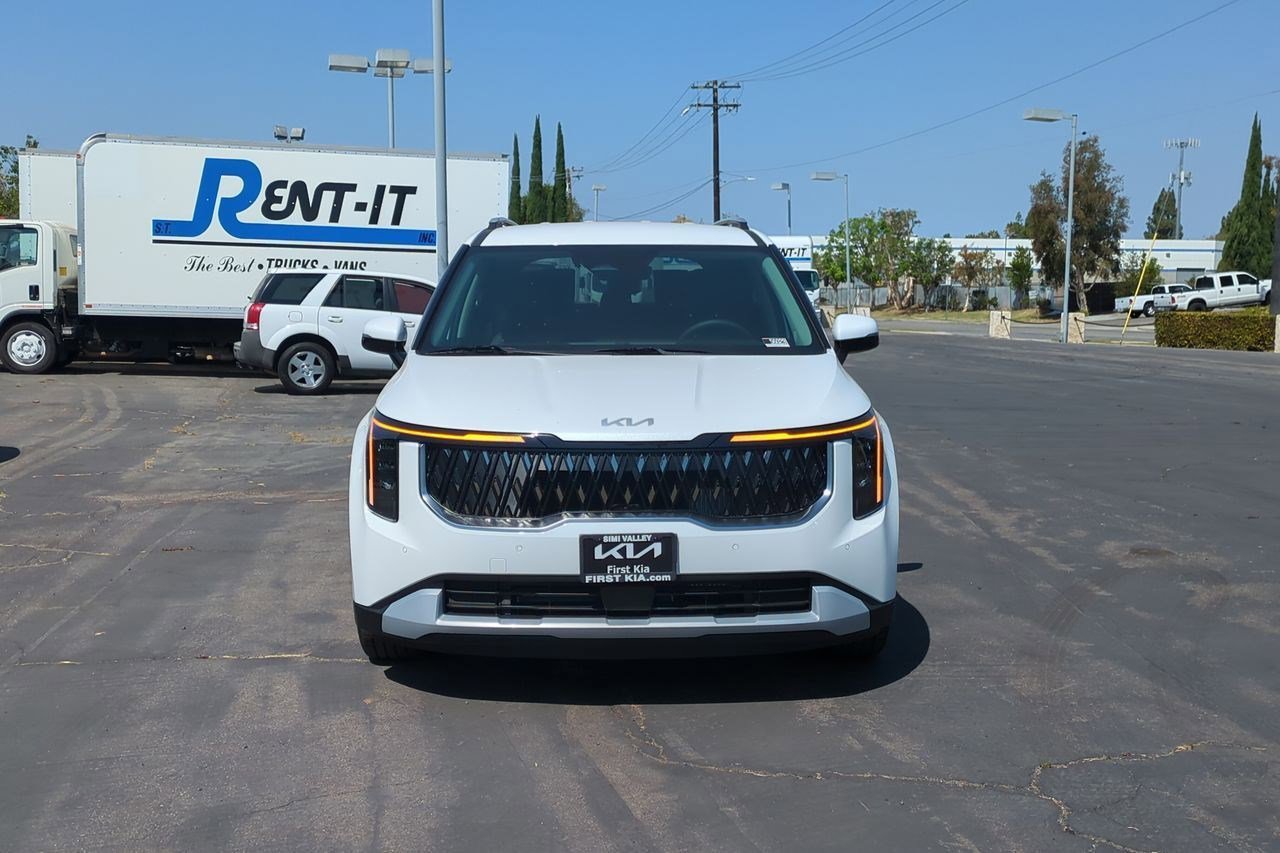 New 2026 Kia Carnival EX image 2