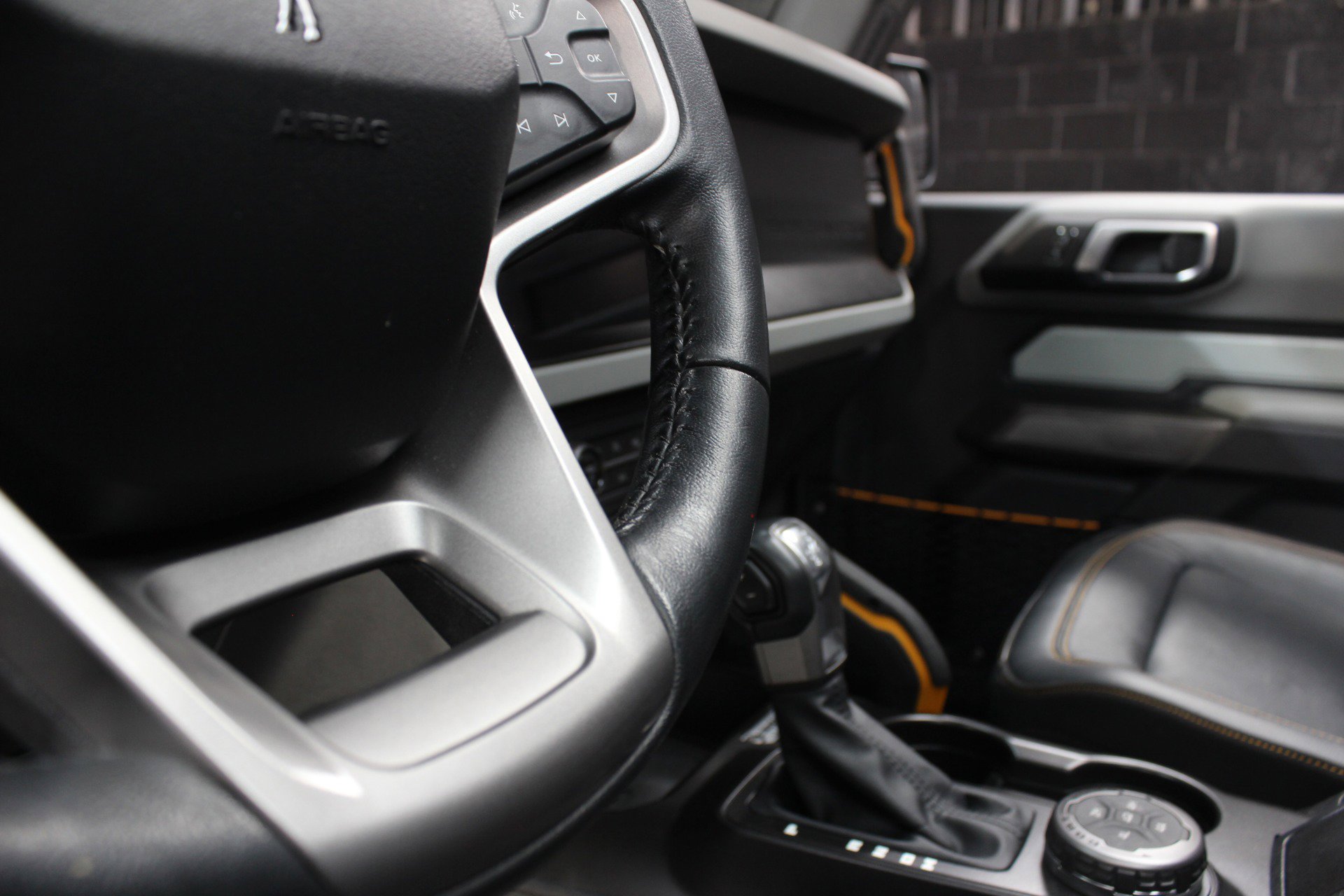 Used 2022 Ford Bronco Badlands image 37