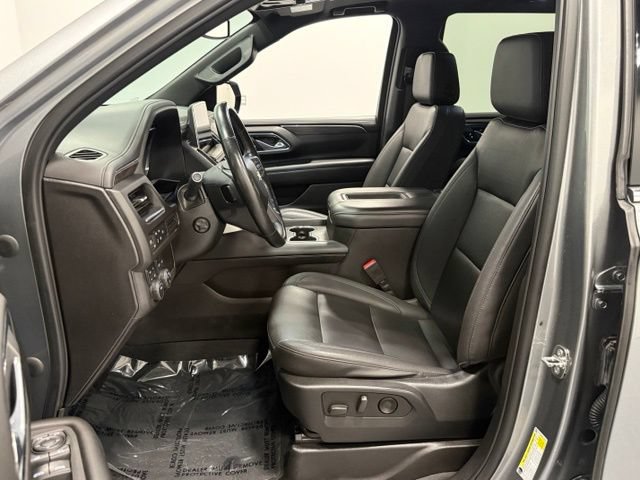 Used 2023 Chevrolet Tahoe LT w/ Luxury Package AWD/4WD image 14