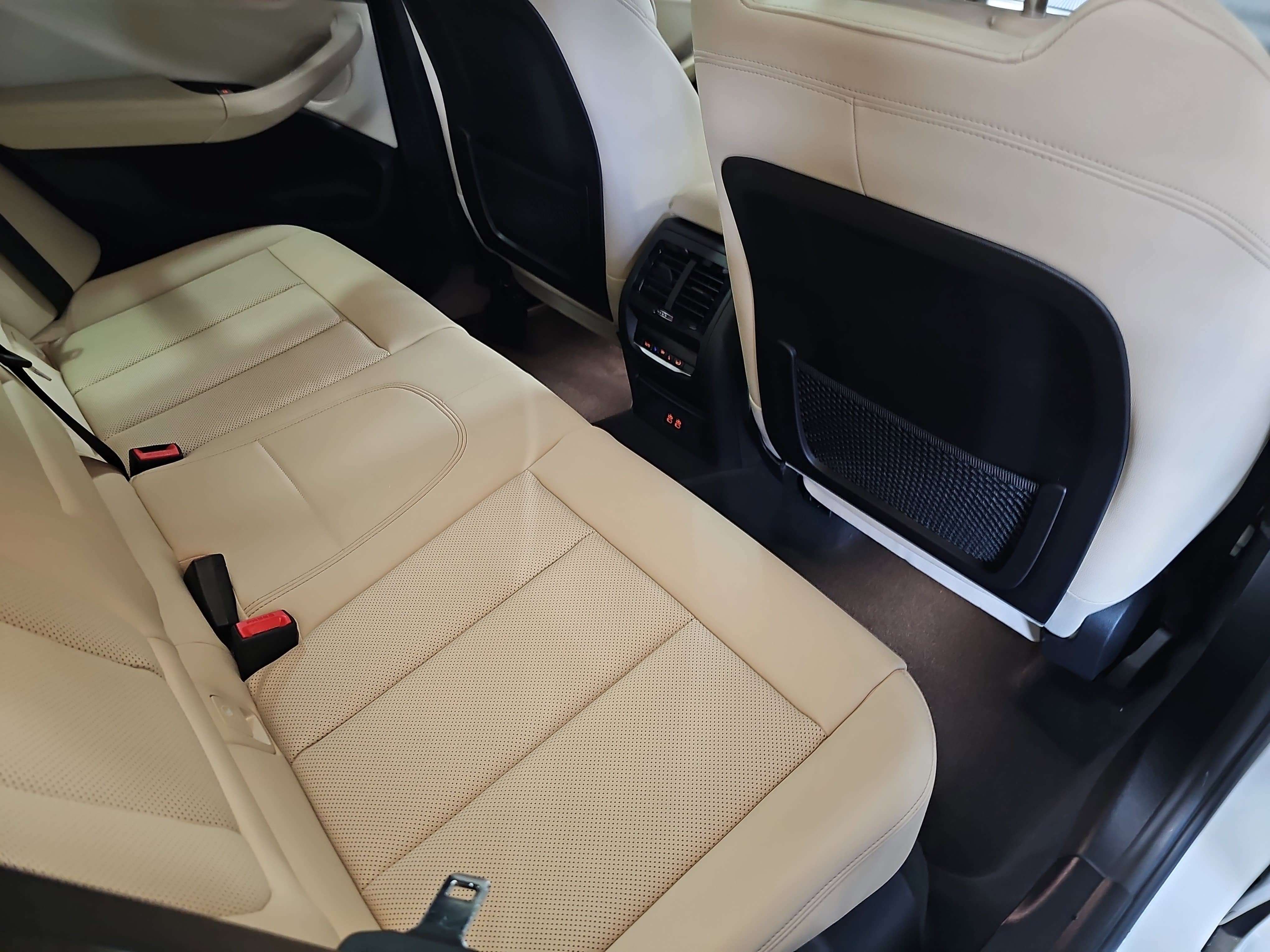 Used 2023 BMW X3 sDrive30i w/ Convenience Package image 11