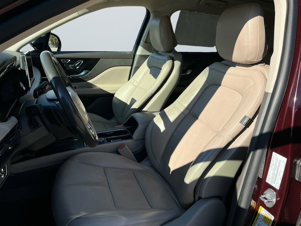 Used 2020 Lincoln Corsair FWD w/ Premium Package image 10